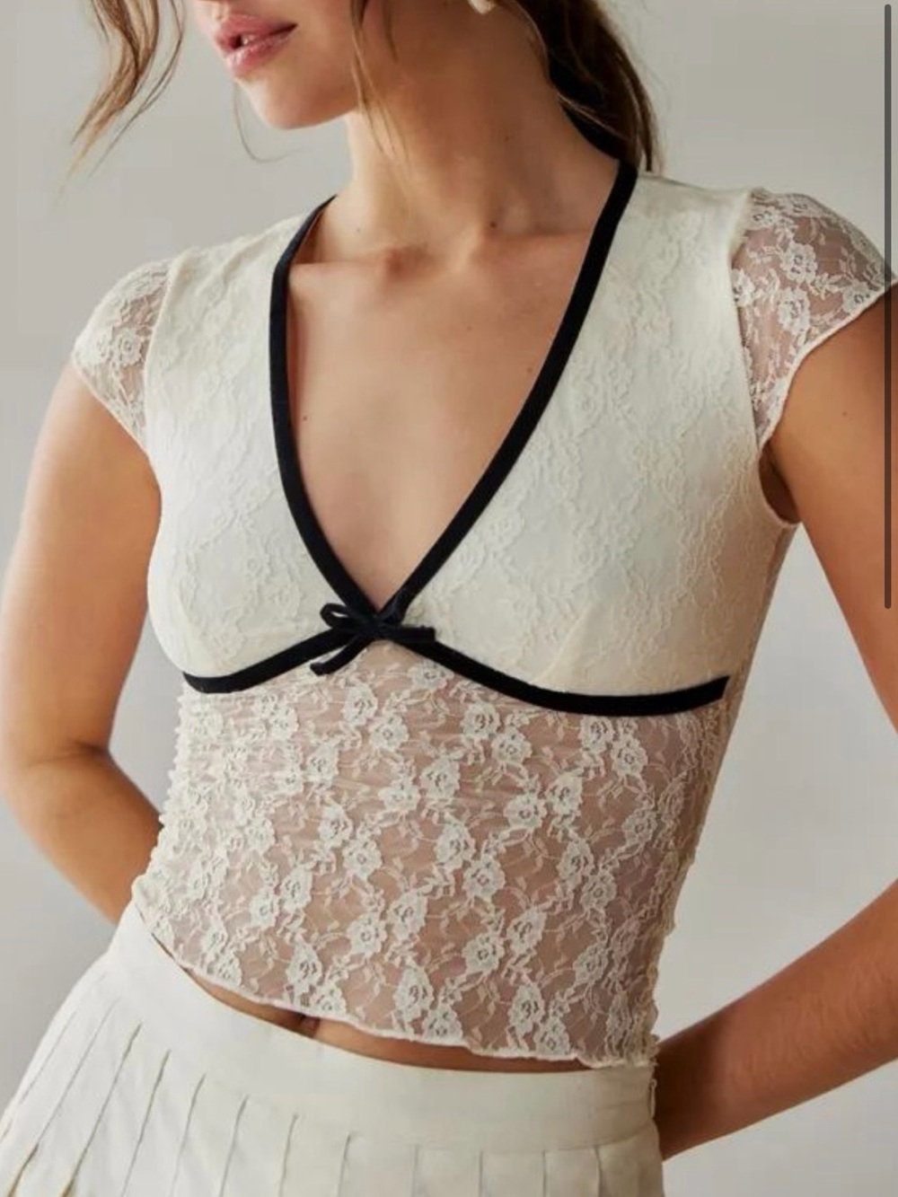 Kimchi Blue Cream Lace Short Sleeve Crop Top with Black Trim